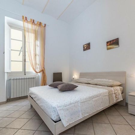 Finalborgo - Casa Nanetti 6 Posti In Centro Apartment Finale Ligure Luaran gambar